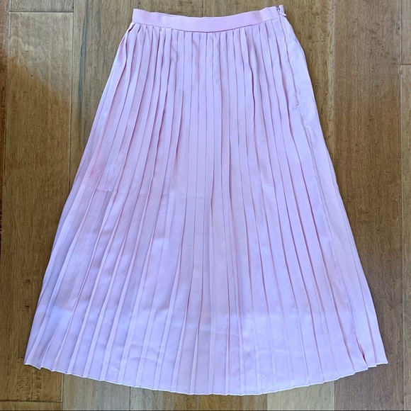 Lea & Viola Light Pink Pleated Skirt - Size M (EUC) - Picture 9 of 10